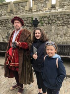 Gluten-free Traveling Trio Family exploring London